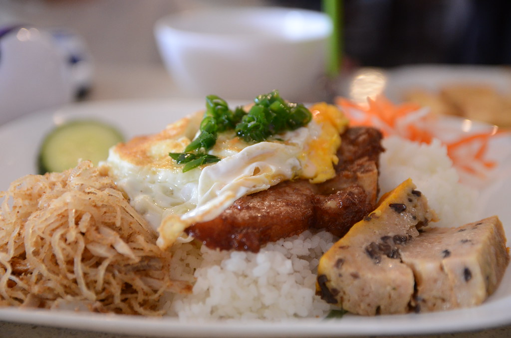 Broken Rice - A Morning Street Foods Option